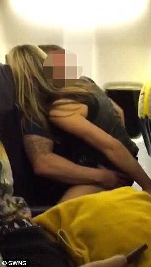 Video Of Couple Having Sex On Airplane During Ryanair